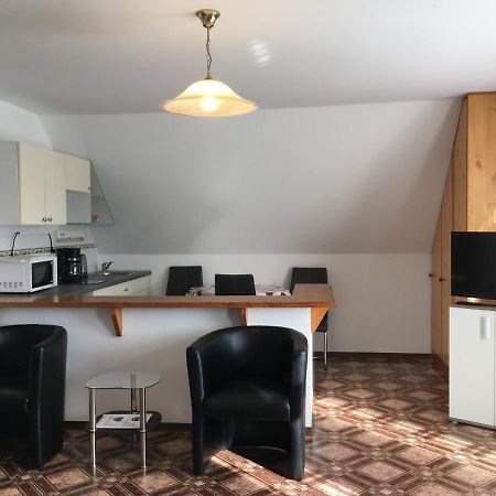 Gitta Apartman Buk Exterior foto