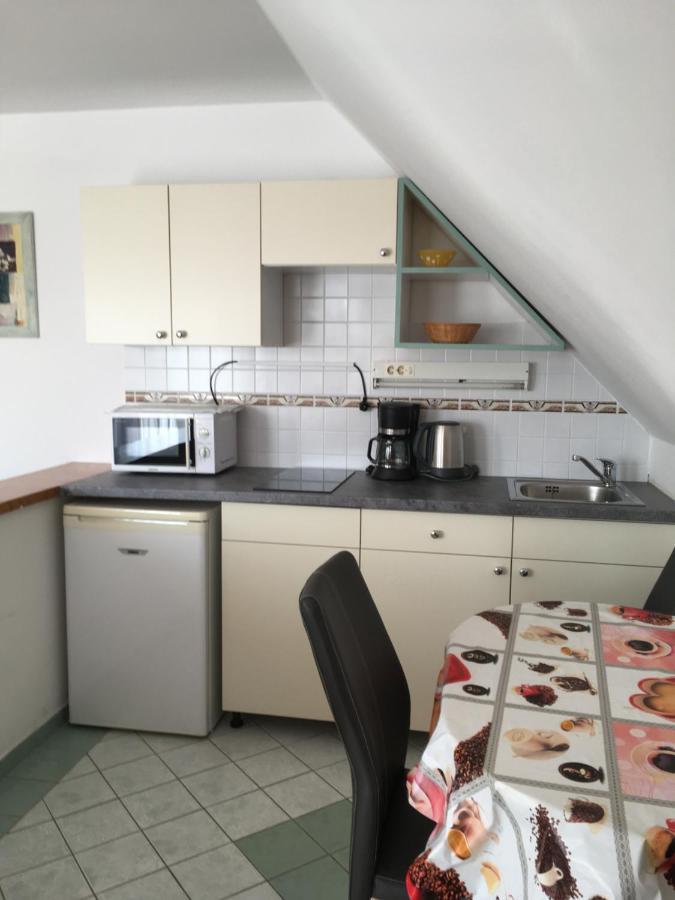 Gitta Apartman Buk Exterior foto